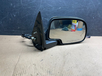 2003 - 2006 Chevrolet Silverado Suburban Right Turn Signal Door Mirror  P4496 DG2