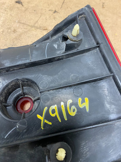 1999 2000 2001 Honda Odyssey Right Passenger RH Tail Light Inner OEM X9164 PS8