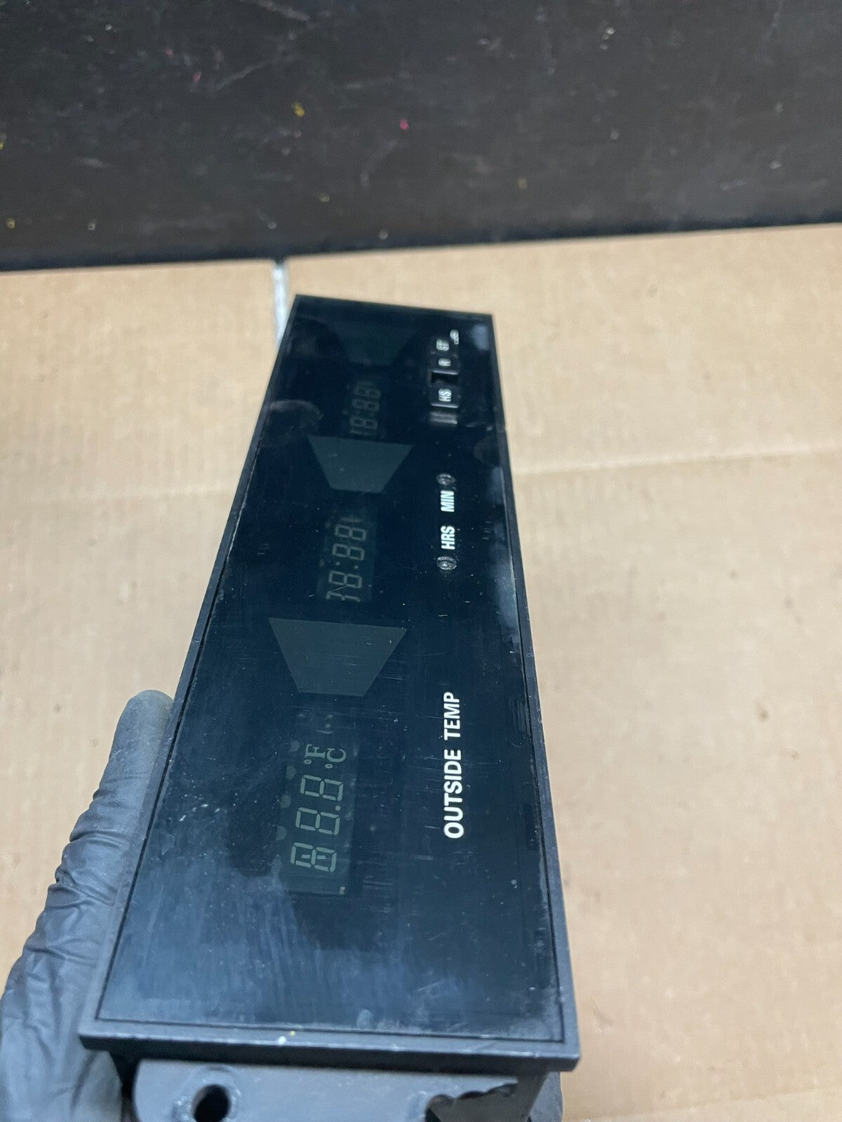 1981 to 1991 Rolls-Royce Silver Spirit Digital Clock Outside Temperature P00944