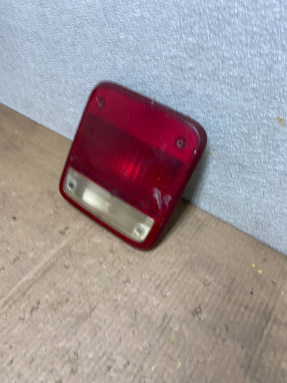 1985 to 1995 Chevrolet Van 20 RH Passenger Right Side Tail Light AA64001