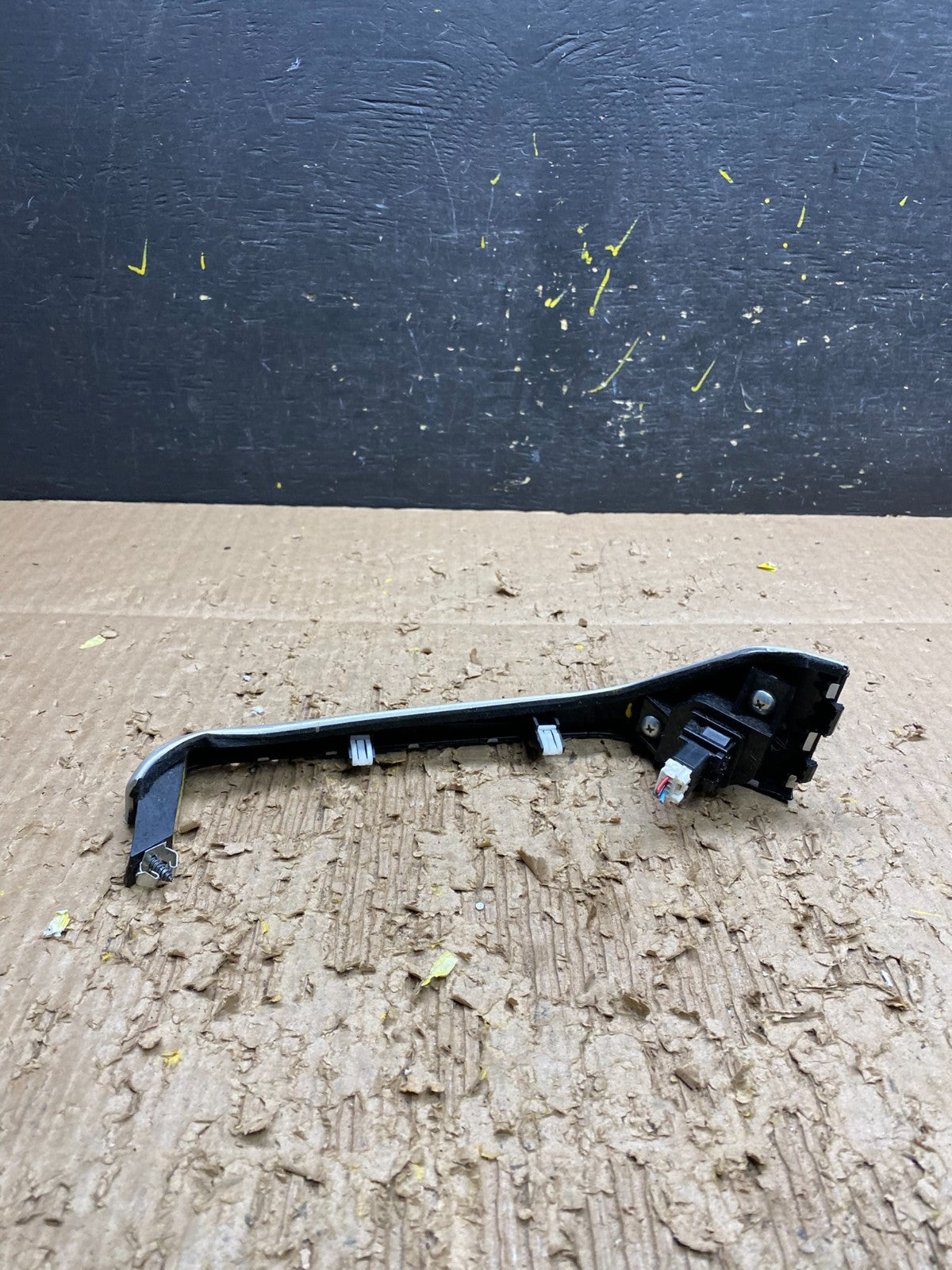2009-2010 Nissan Murano Dash Trim Panel With Hazard Buttom Switch OEM W0003 DG4