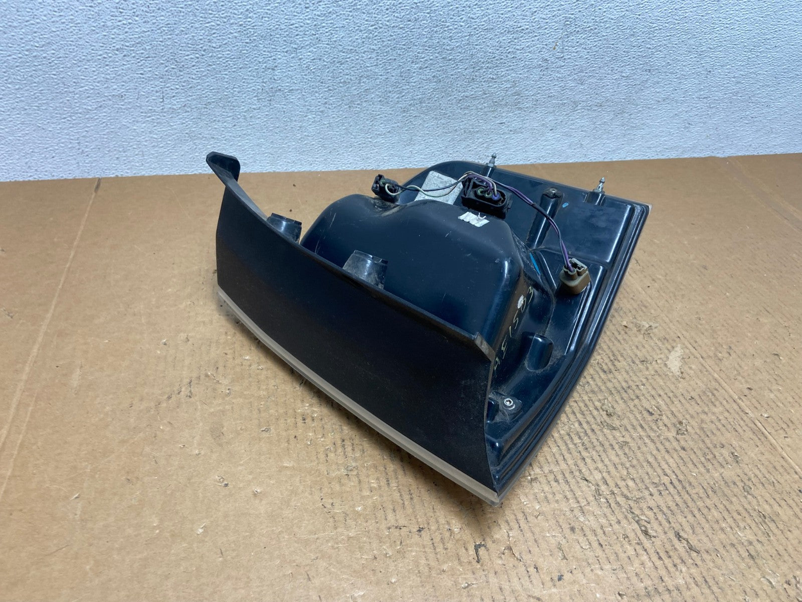 2007 to 2010 Ford Edge Tail light Left Driver Side AE1503 LK4