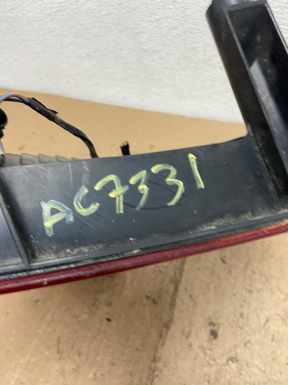 2005 2006 2007 Ford Focus Sedan Right Passenger Tail Light AC7331 LK7