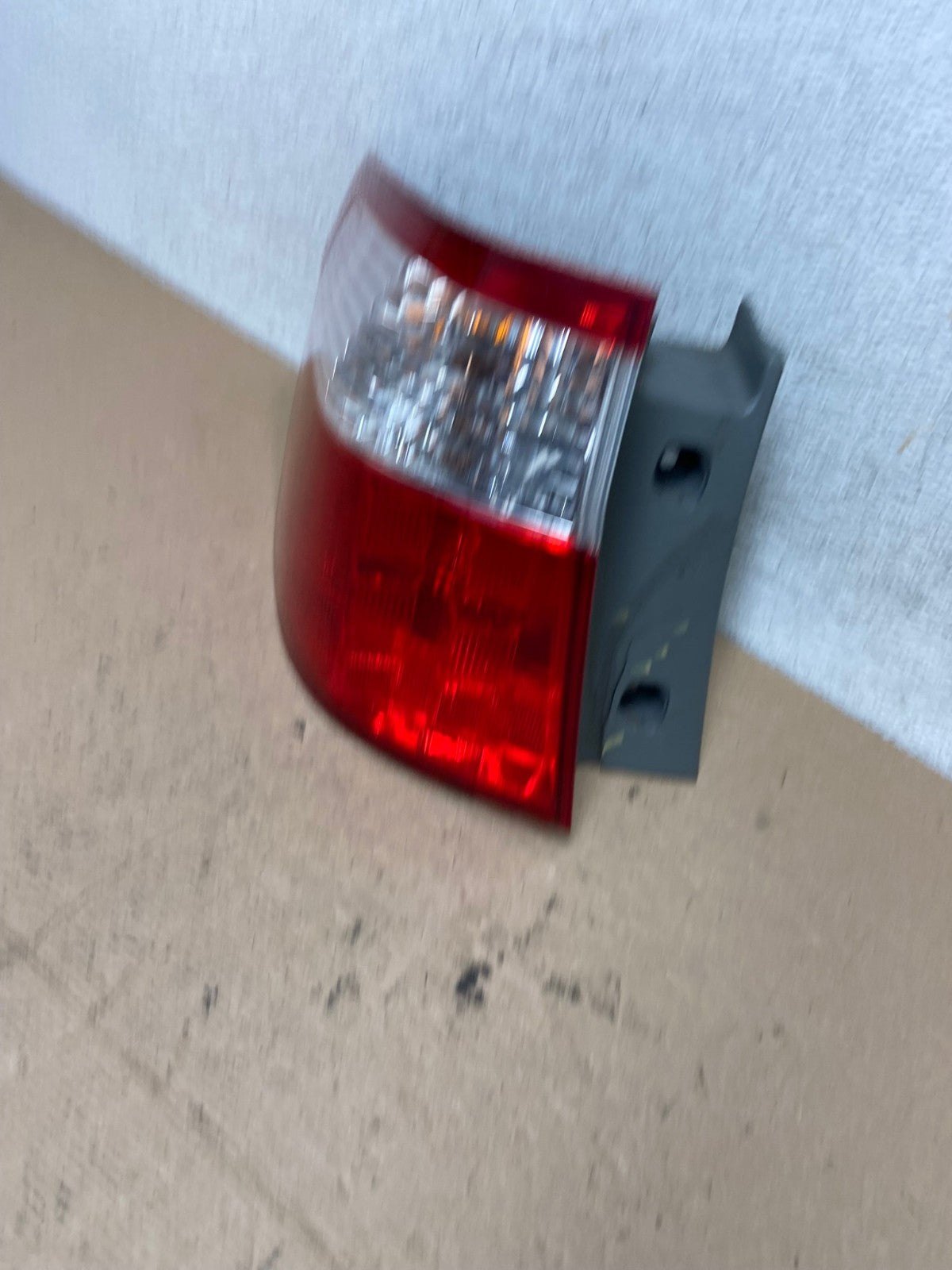 2005 2006 2007 Honda Odyssey Left Driver LH Side Tail Light AF4789 LK1