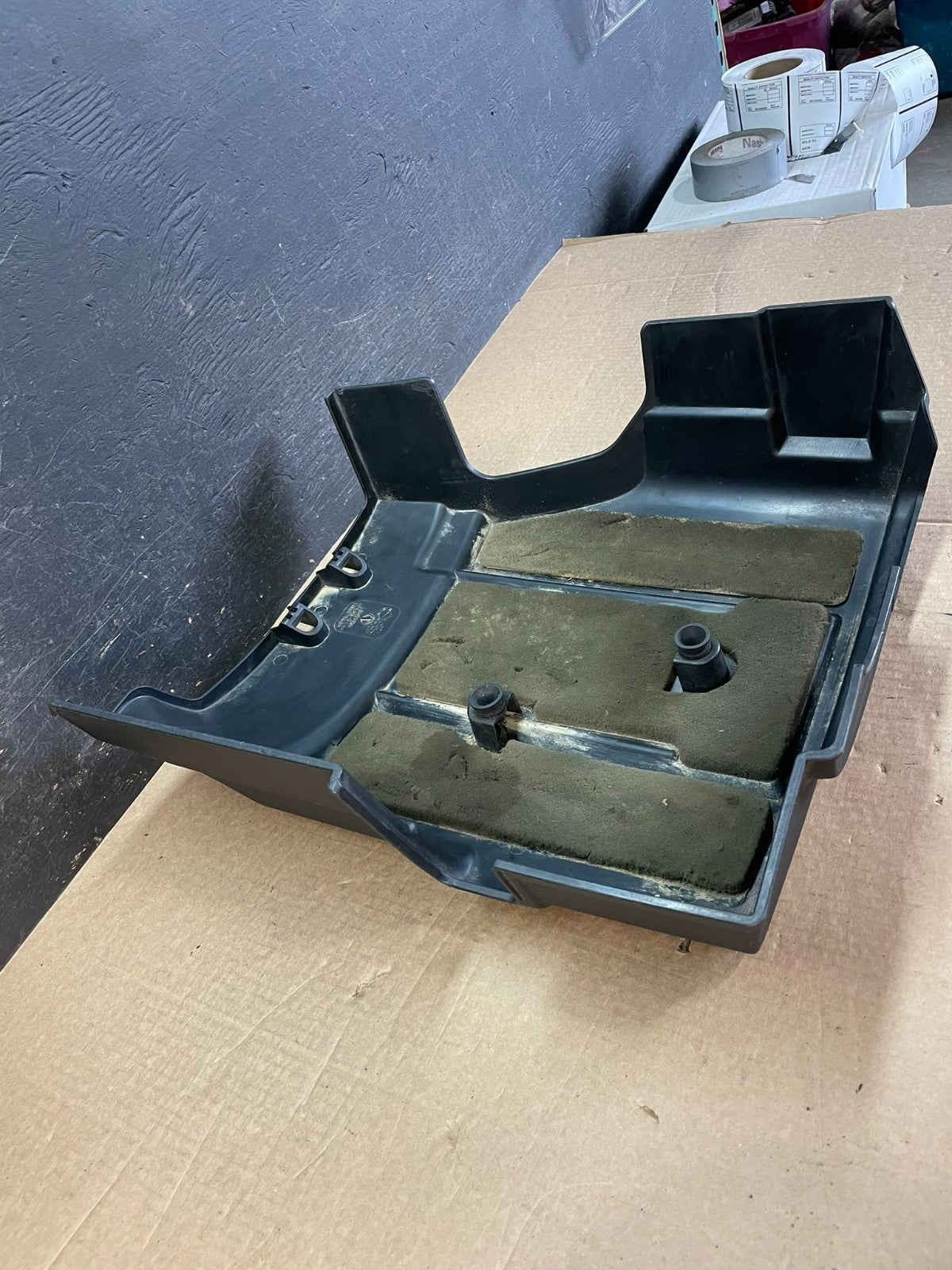 2008 to 2013 GMC Yukon Vortec Engine Cover Shield AF5306 DG3