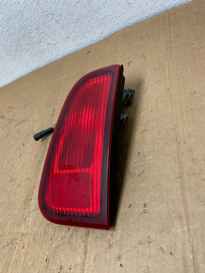 2003-2006 Lincoln Navigator Right Passenger RH Inner Tail Light AD1228 LK1