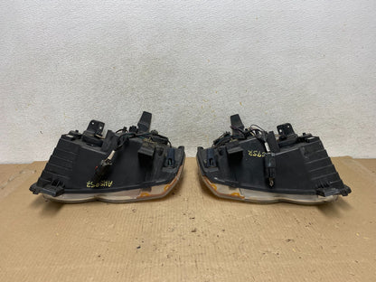 2008-2010 Jeep Grand Cherokee Left+Right Set Halogen Headlights AH5957 DW10