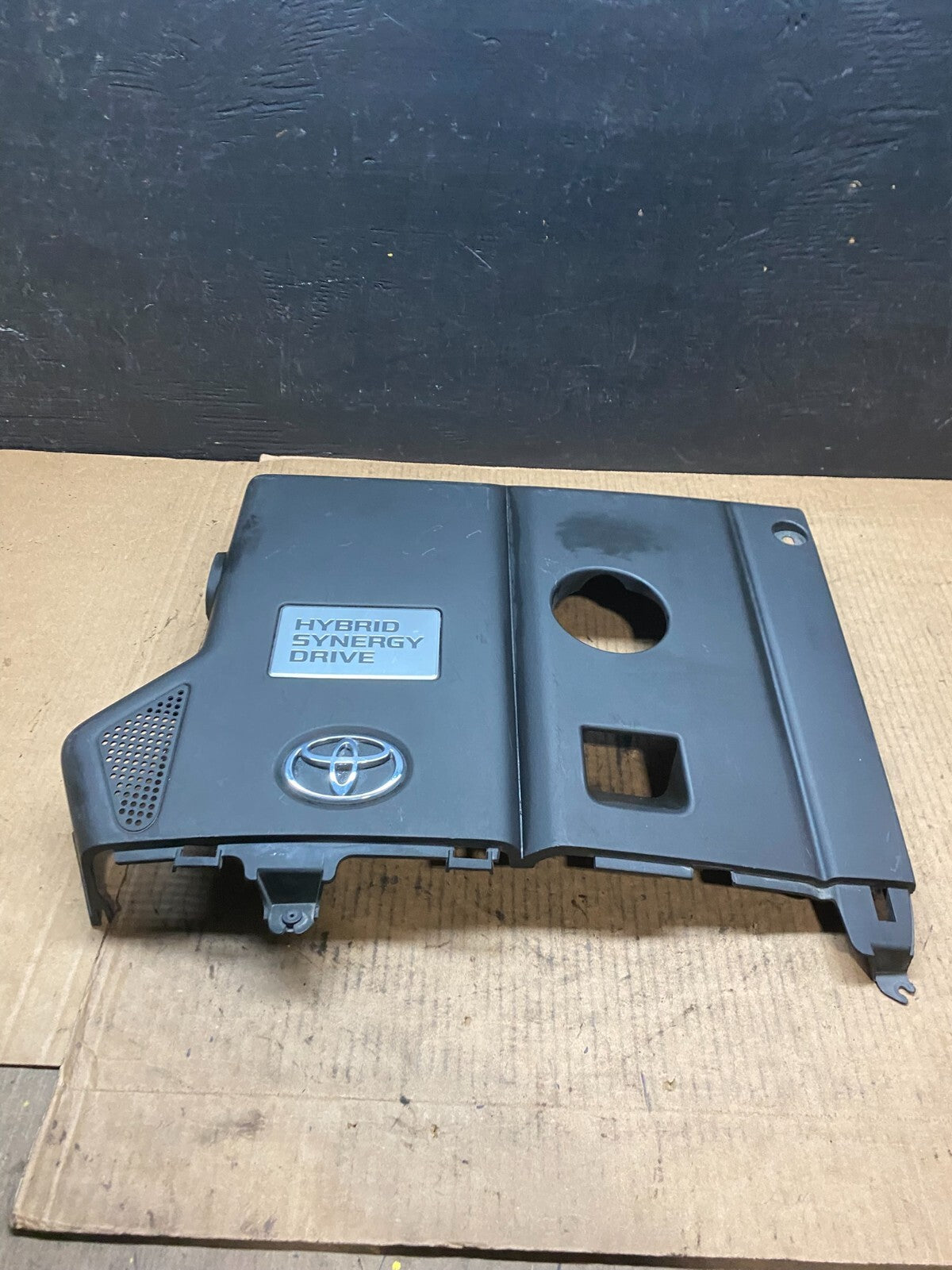 2006 to 2007 Toyota Highlander Hybrid Engine Motor Top Front Cover G2793 DG11