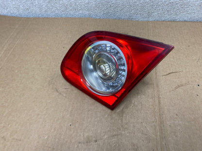 Sedan 2006-2010 Volkswagen Passat Right Passenger Inner Tail Light Oem V1014 DW1