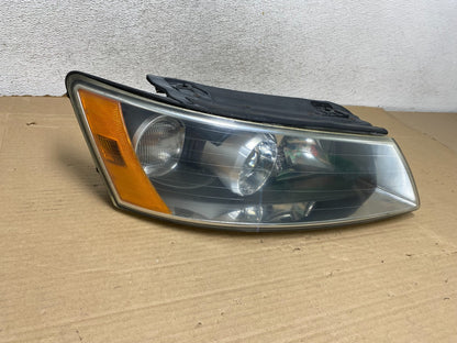2006-2008 Hyundai Sonata Right Passenger Rh Side Headlight Halogen AG8120 DW1