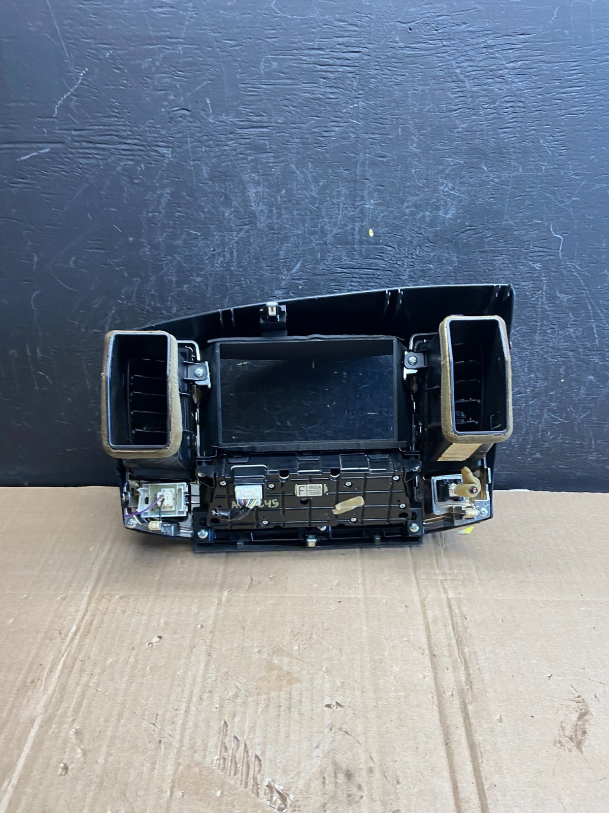 2011 2012 2013 Nissan Maxima Radio Audio Panel Control Bezel Trim ad7245 DG4