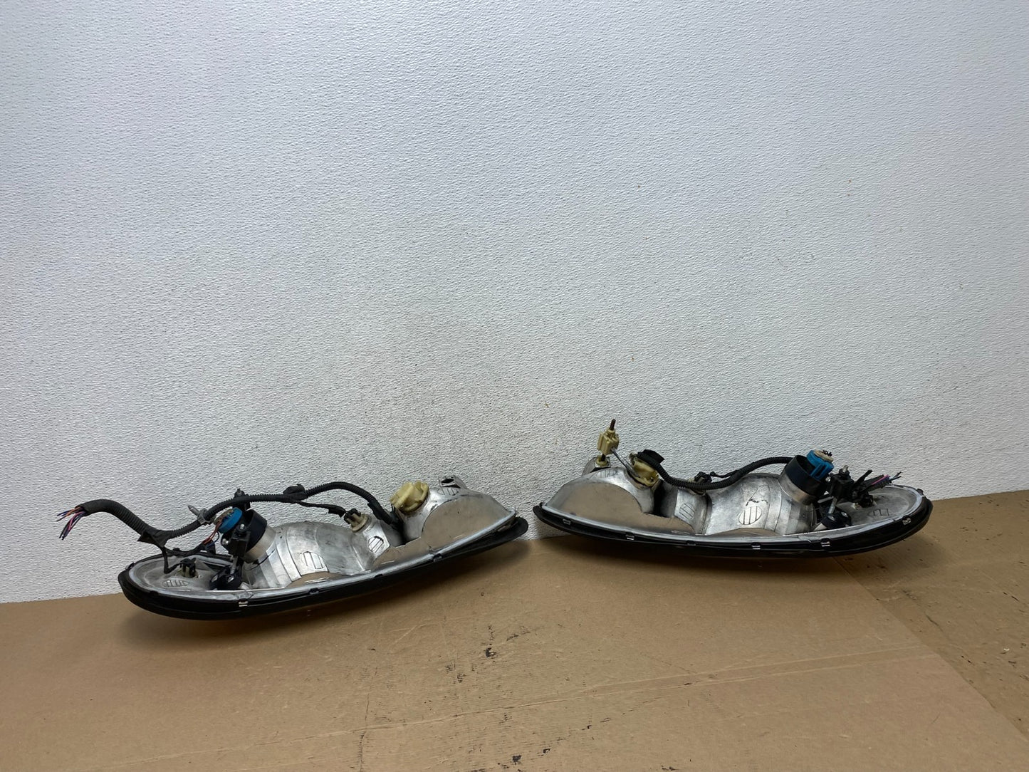 1999 to 2005 Pontiac Grand Am Left+Right Set Headlights AF4474 DW4