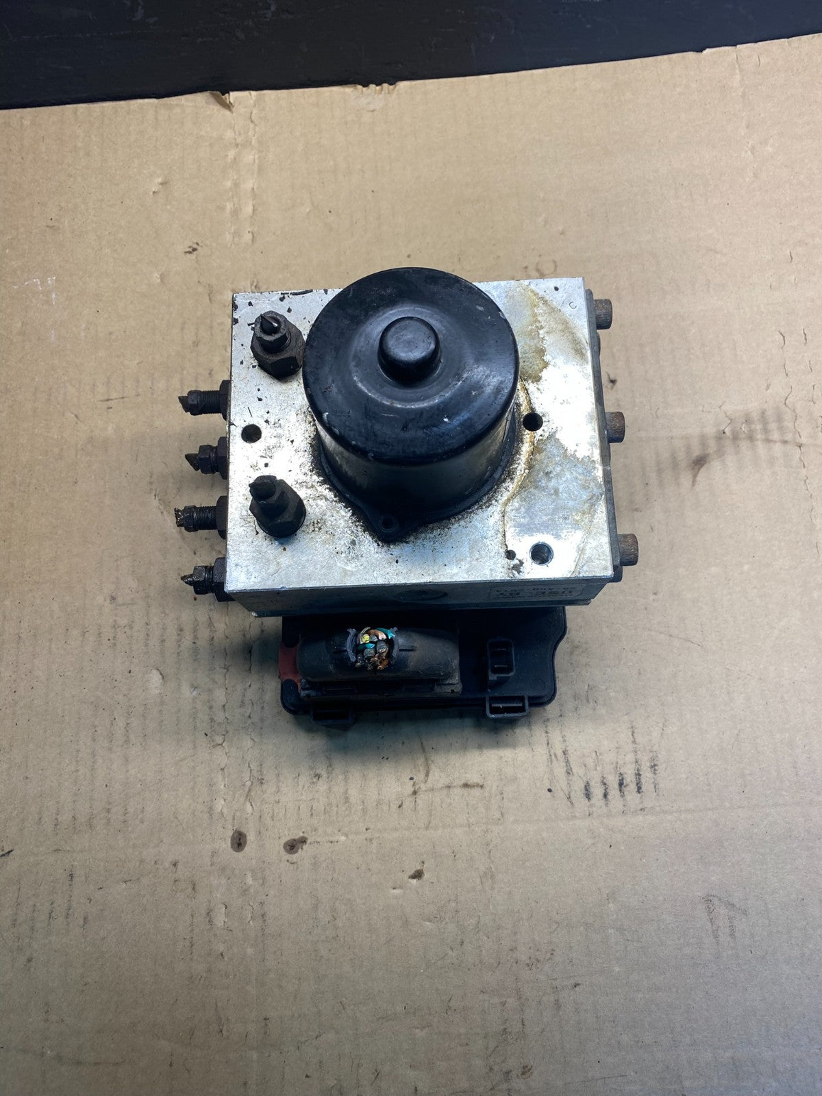 Wabco ABS Pump Hydraulic W/ Module P/N 4460470002 ab7393 DG1