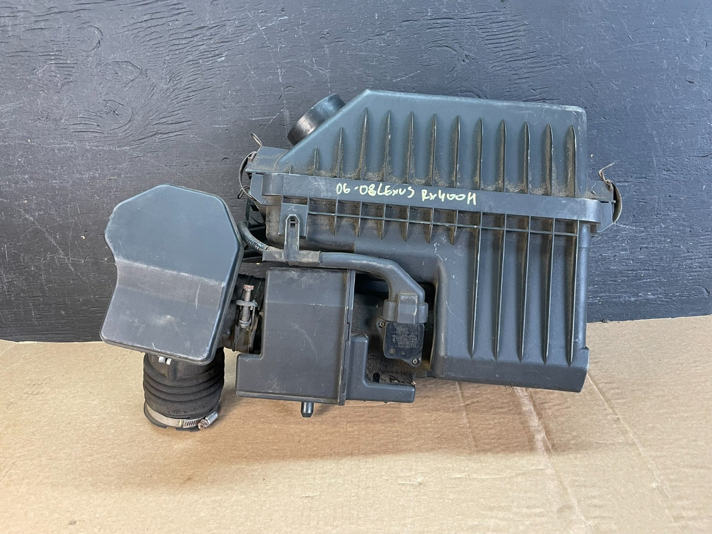 2006 - 2008 Lexus 400h Air Intake Resoantor Box AF5328 DG0