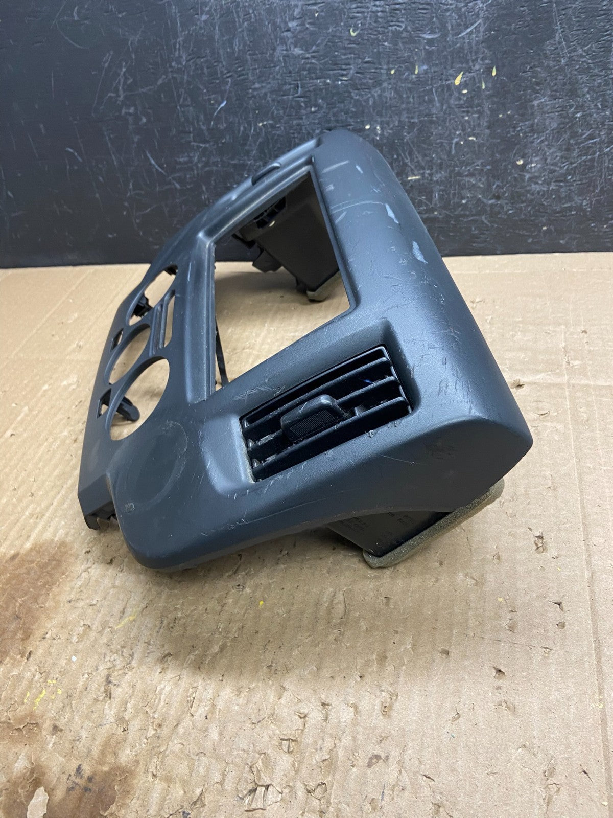 2013-2021 Nissan NV200 Center Console Radio Climate Control Air Vent AD1967 DG4