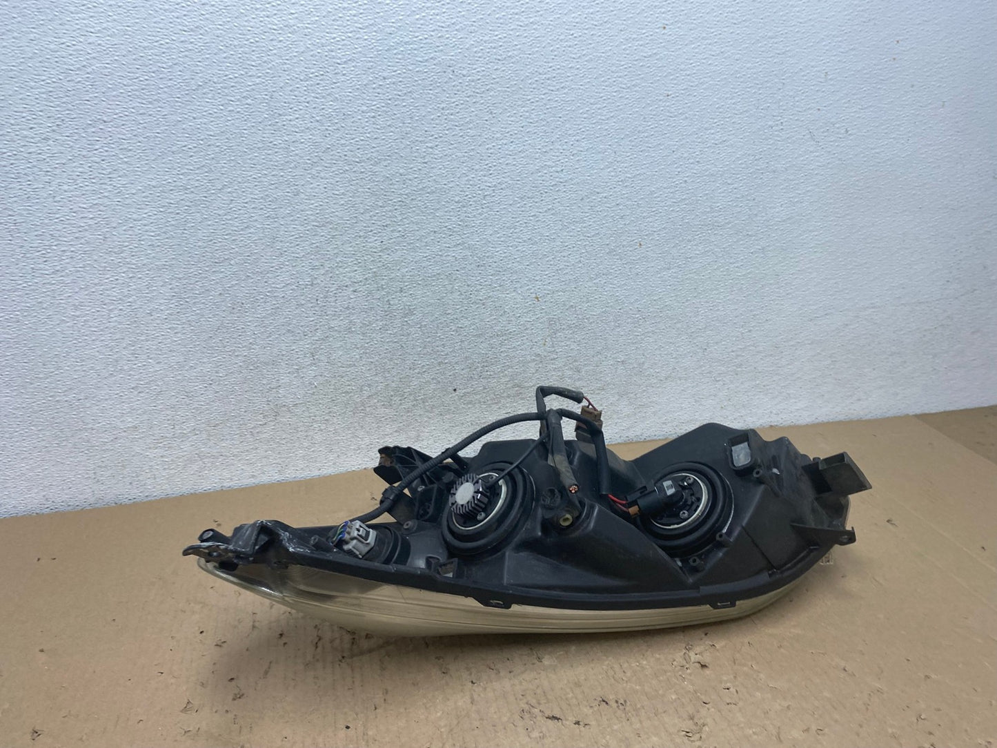 2009 to 2014 Toyota Matrix Right Passenger RH Side Halogen Headlight AF4287 LK5