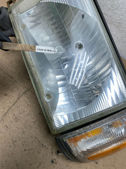1996 to 2002 Toyota 4Runner Halogen Left Driver LH Headlight AF5078 DW4