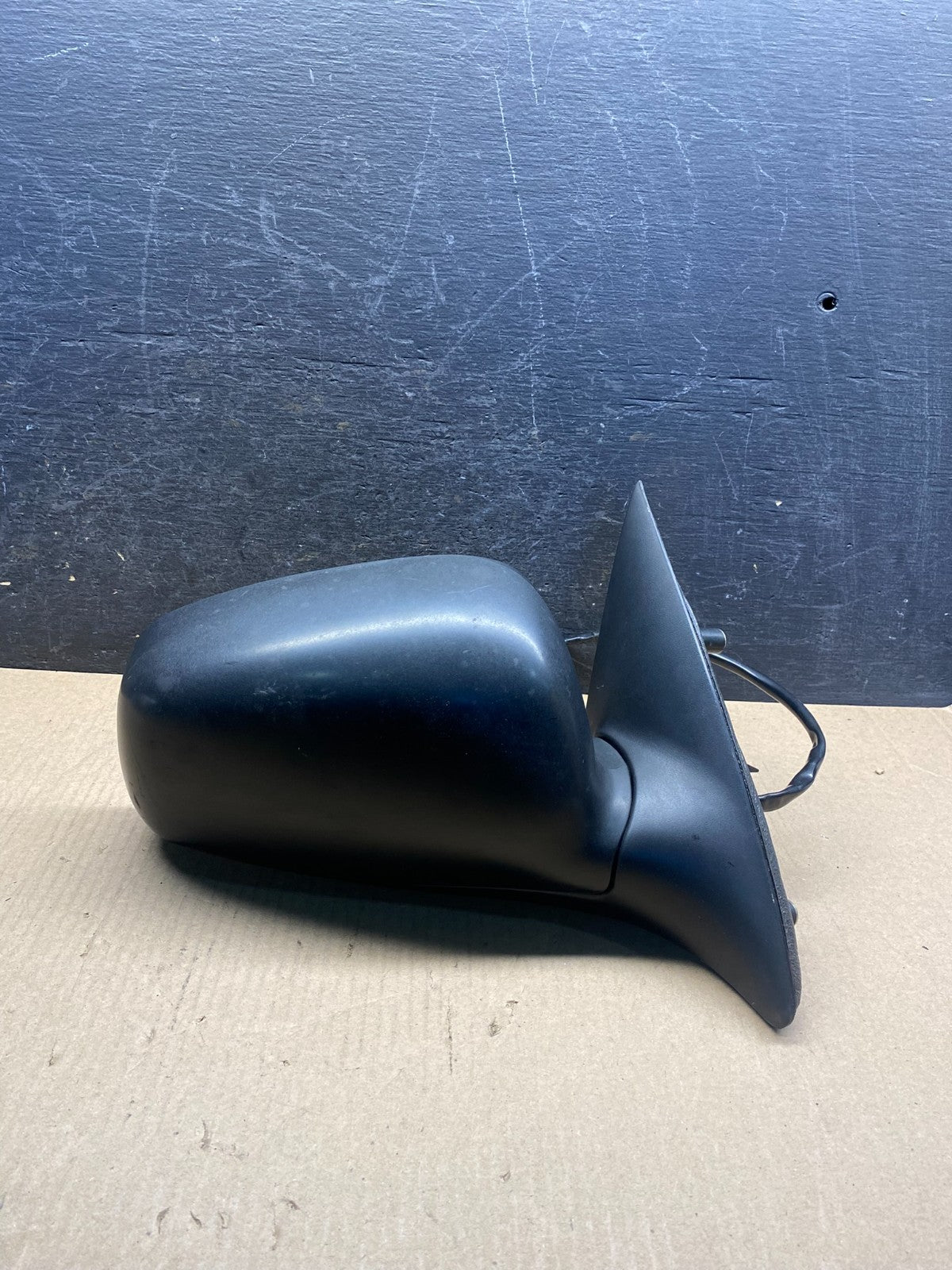 2004 to 2011 Lincoln Town Car Right Passenger View Heated Door Mirror AH3264 DG0
