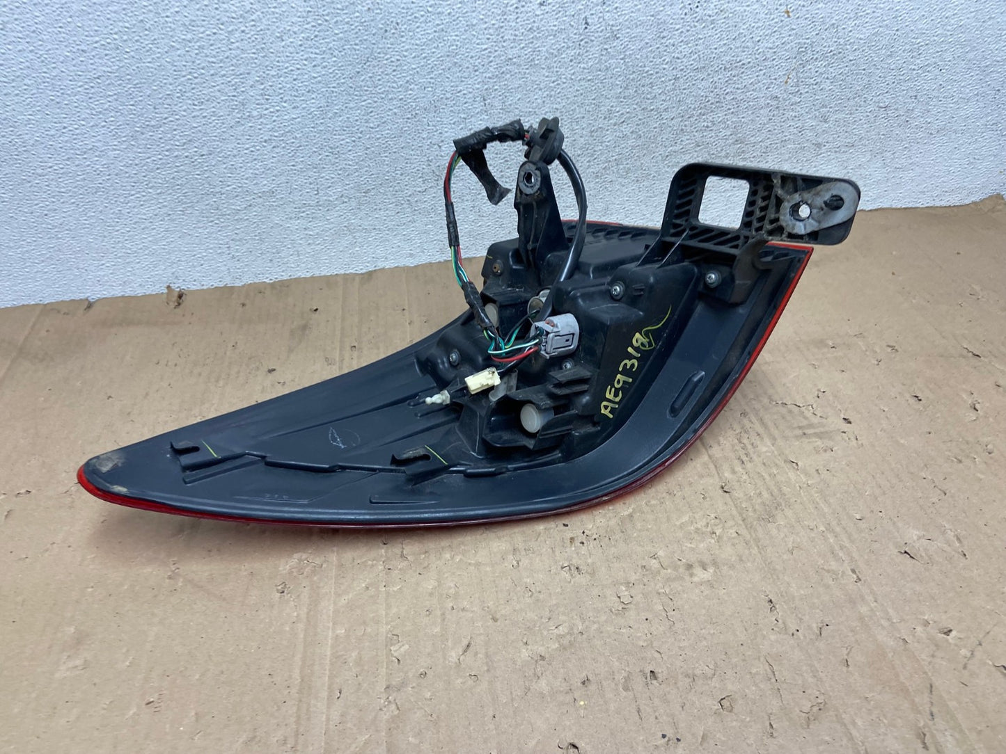 2015 - 2019 Subaru Outback Right Passenger RH Tail Light AE9319 LK6