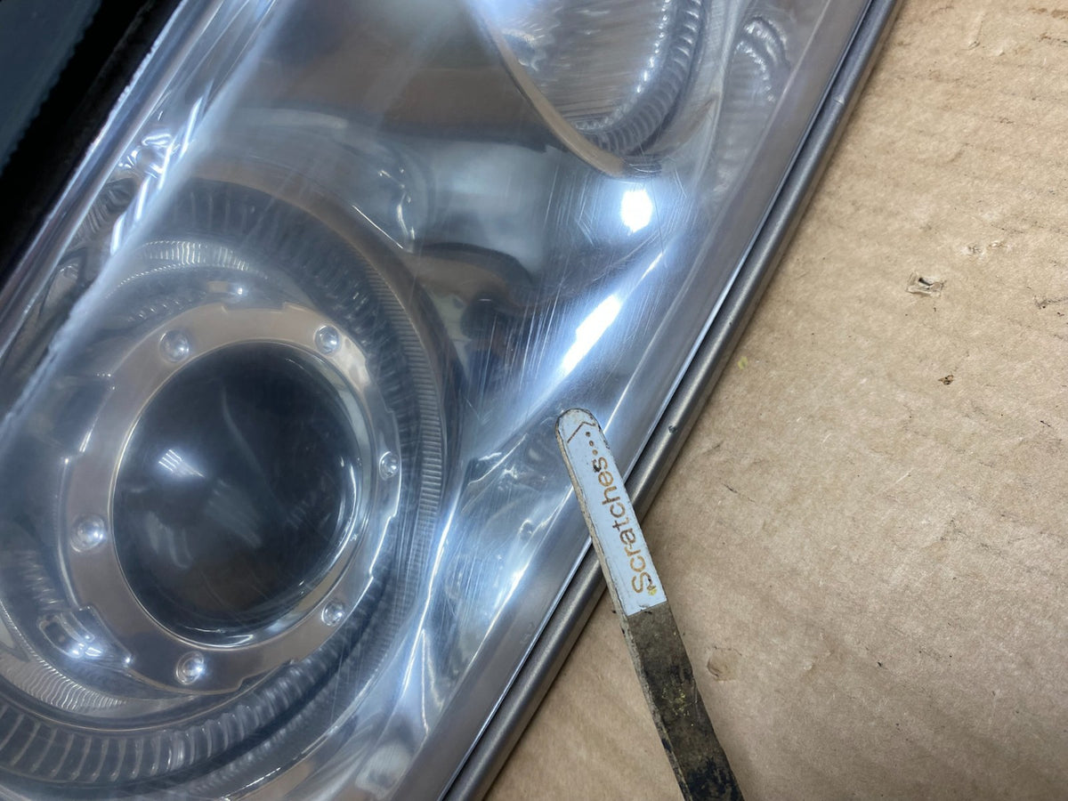 2001-2003 BMW E39 5 Series Left+Right Set LED Headlight AI6928 DW3