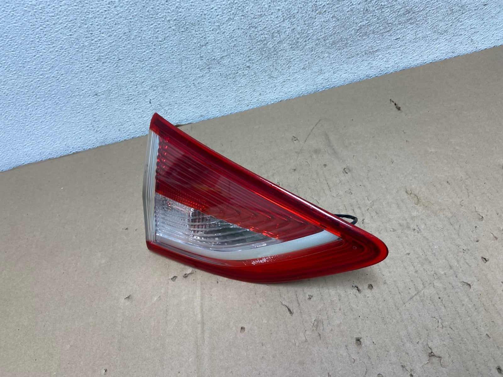 2013 to 2016 Ford Escape Left Driver LH Side Inner Tail Light AG6726 LK1