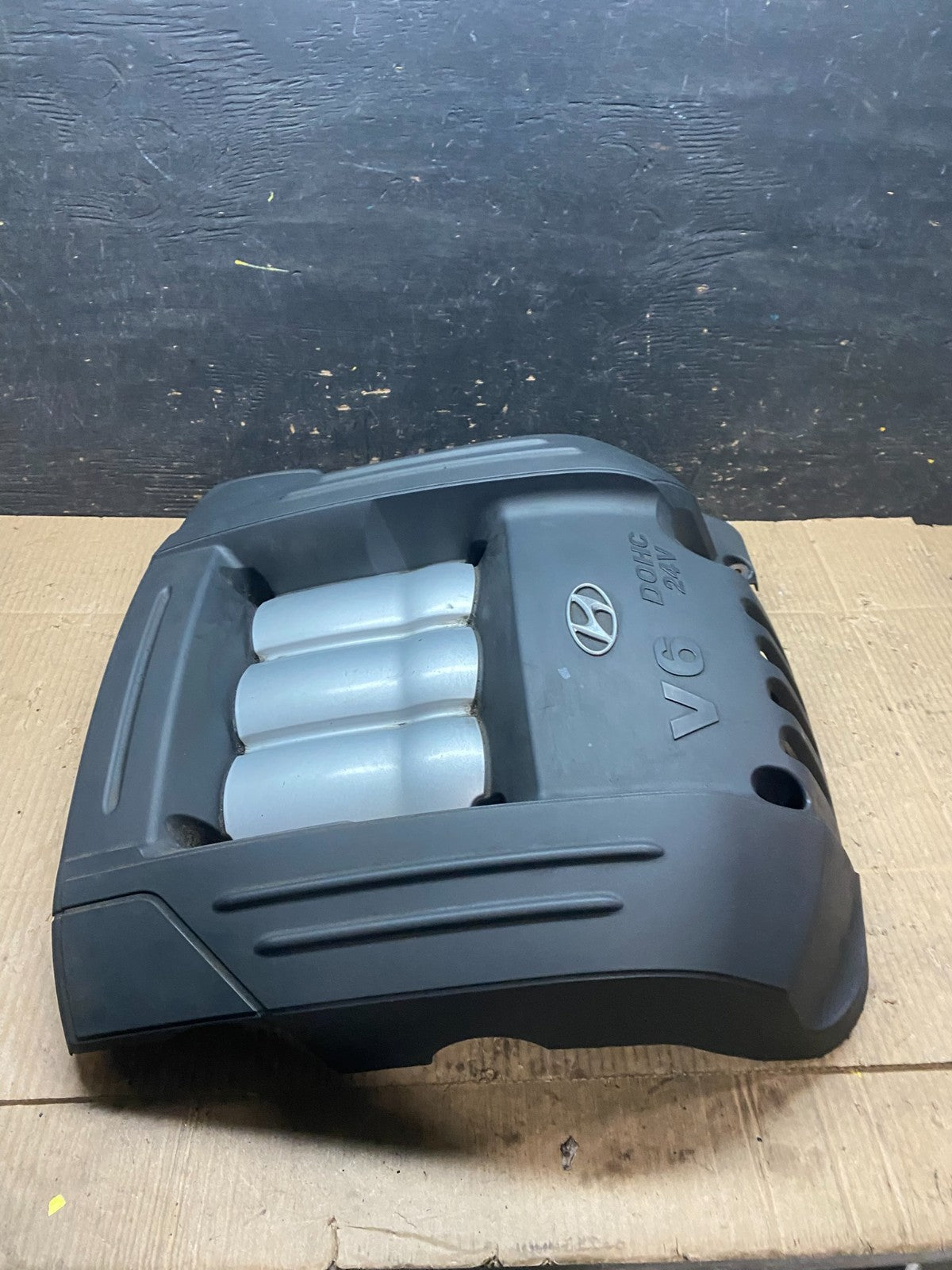 2001 - 2005 Hyundai Santa Fe 2.7L V6 Engine Motor Cover T9553 DG3