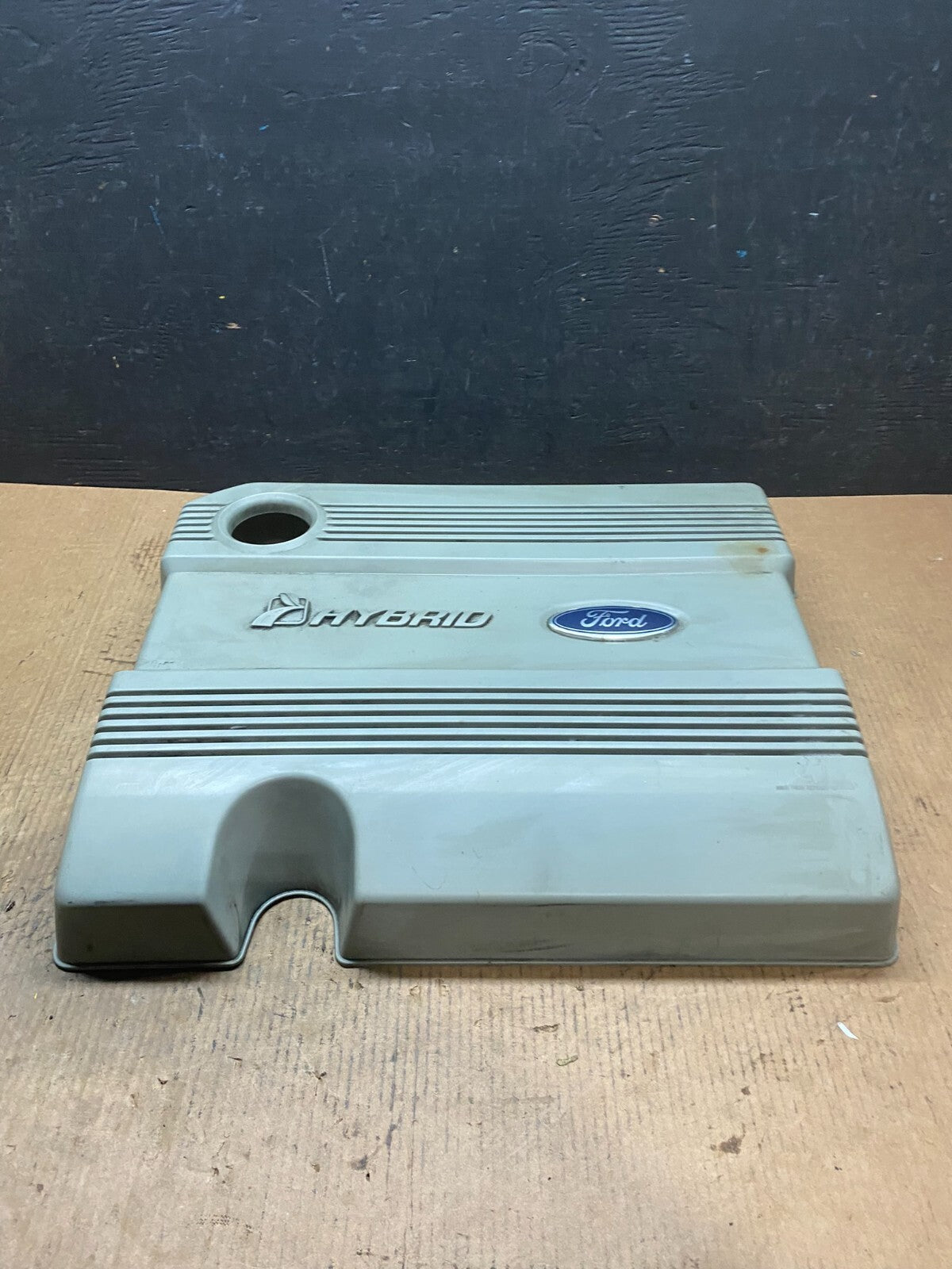 2006 to 2008 Ford Escape Hybrid Engine Motor Cover H4807 DG11