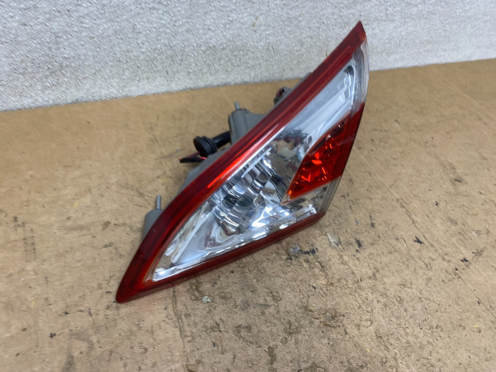 2011-2014 Nissan Murano Right Passenger RH Side Inner Tail Light Oem T5342 DW1