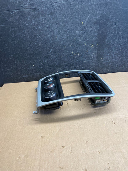 2010 to 2012 Dodge Caliber Dash Radio Center Bezel Climate Dash AI3233 DG2