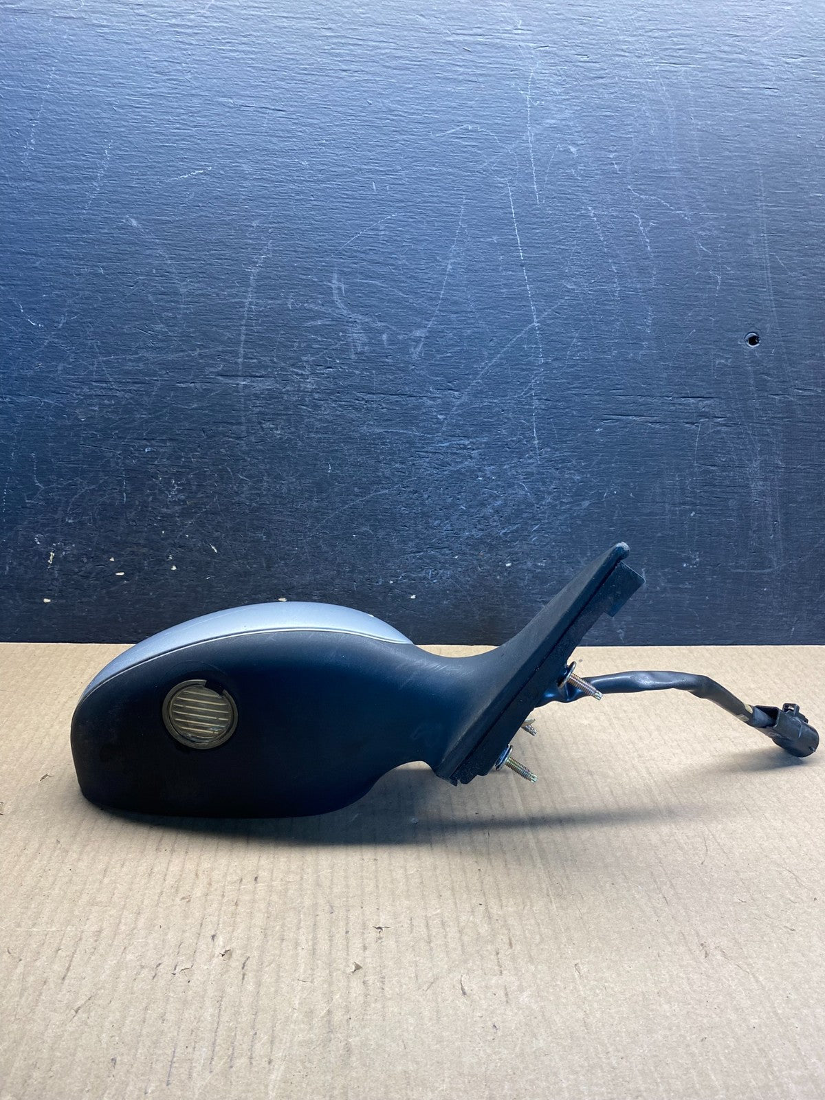 2000 to 2007 Ford Taurus Right Passenger View Door Mirror AG3943 DG3