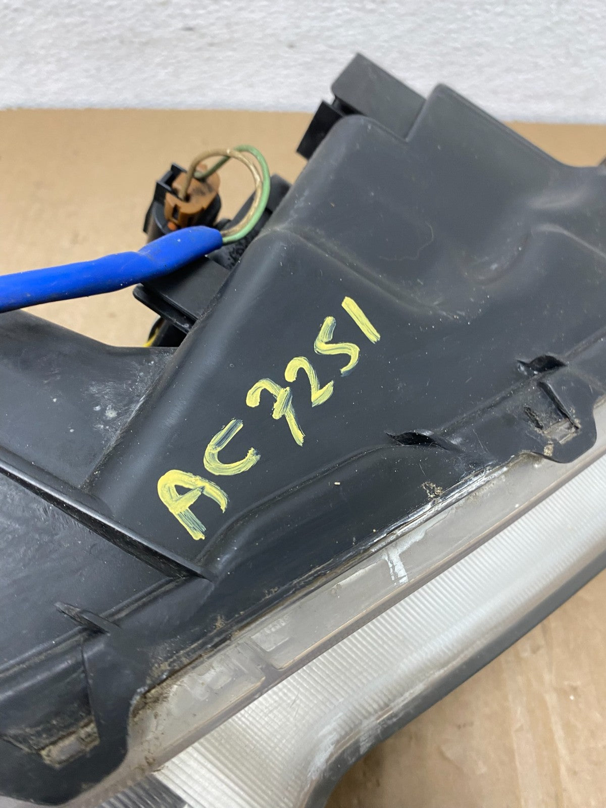 2013 2014 Subaru Legacy Outback Left Driver Halogen Headlight AC7251 DW9