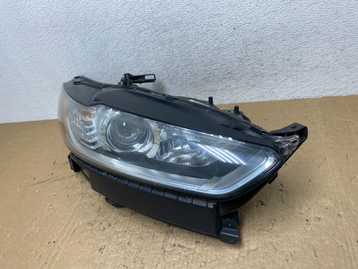 2013 to 2016 Ford Fusion Right Passenger Rh Side Headlight AG1425 DW1