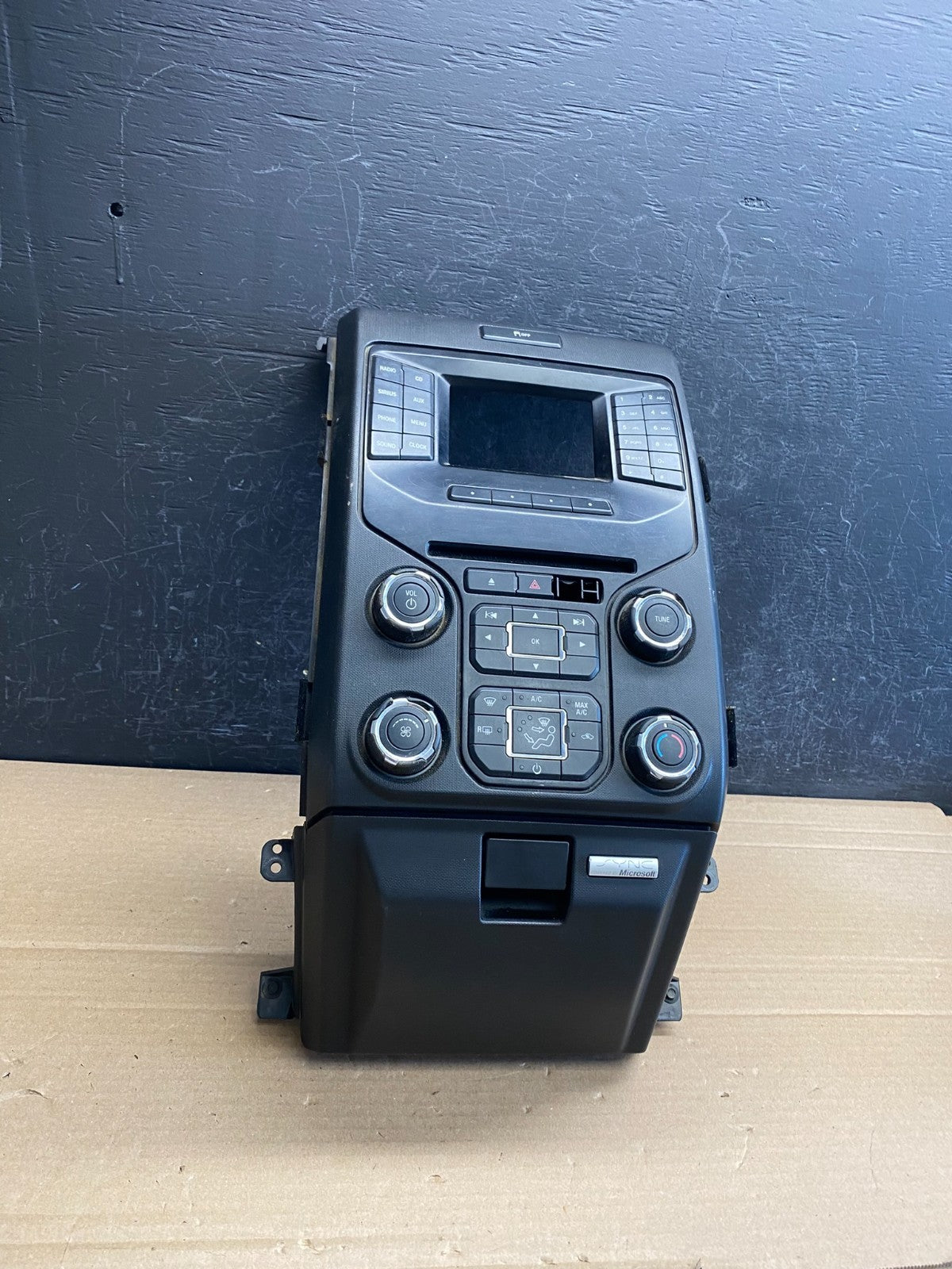 2013 Ford F150 Heater Climate Control Radio Control Dash Bezel OE AG0053 DG0