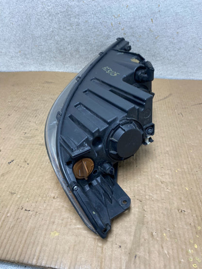 2011 to 2013 Kia Sorento Right Passenger RH Side Headlight Halogen AI8105 DW6
