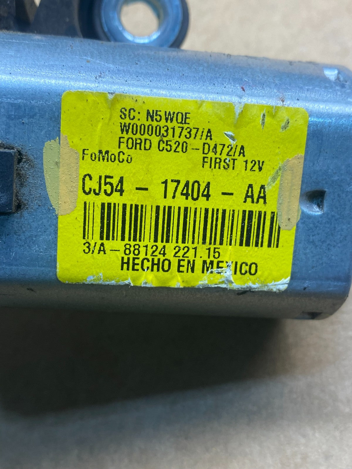 2013 to 2019 Ford Escape Rear Windshield Wiper Motor ad7464 DG5