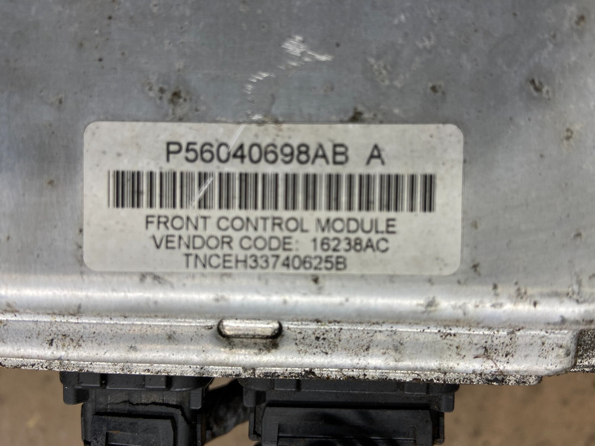 2005 Dodge Charger Fuse Box Body Control Module BCM M7335 DG2