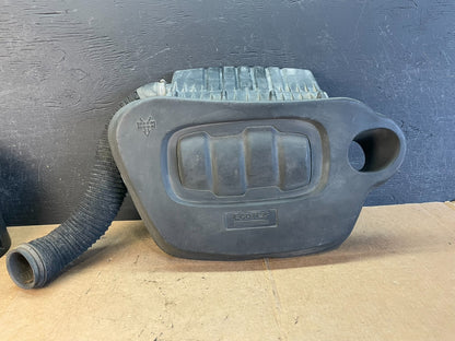 2006 to 2011 Chevrolet HHR Engine Motor Cover Shield AE1093 DG0