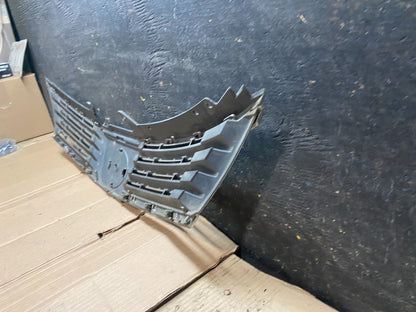 2007 2008 2009 Nissan Versa Sedan Front Upper Grill Grille Oem W4665  DG5