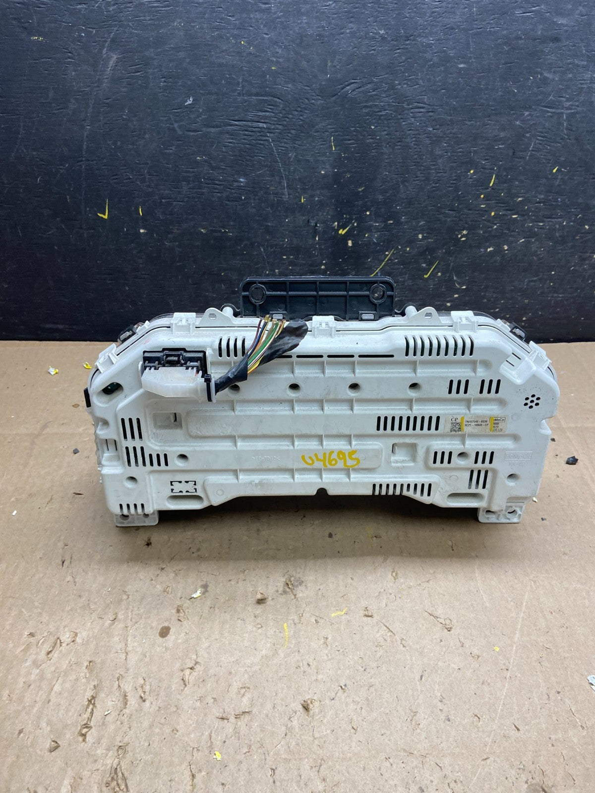 2009 to 2014 Ford E150 E250 E350 VAN Gauge Speedometer Cluster U46954