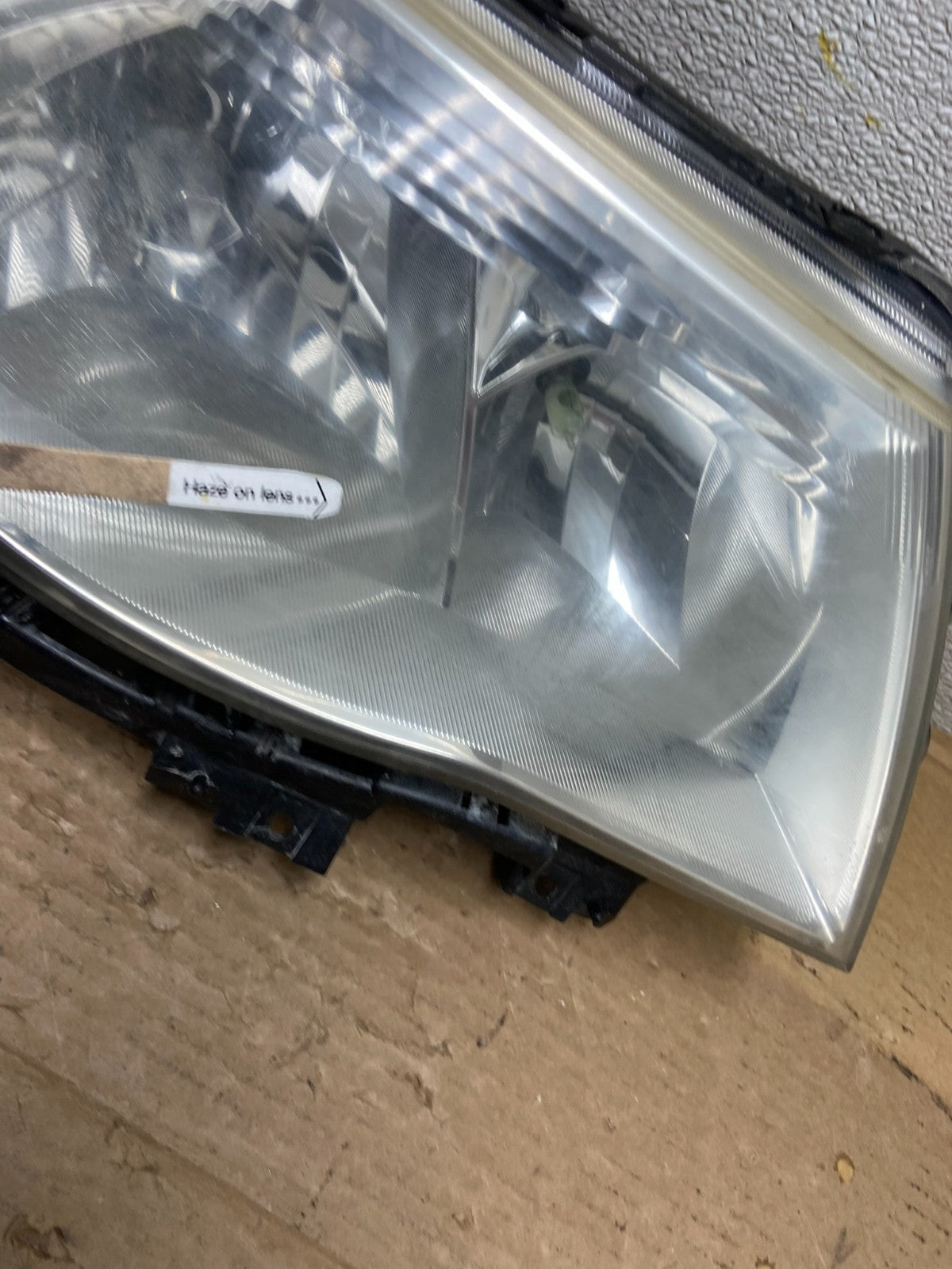 2009 - 2013 Subaru Forester Right Passenger Side Halogen Headlight OEM AB3359 DW5