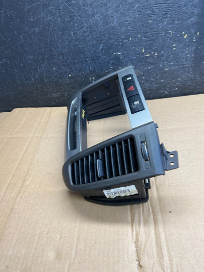 2007 to 2009 Hyundai Santa Fe Center Dashboard Radio Bezel Trim AI5967 DG1