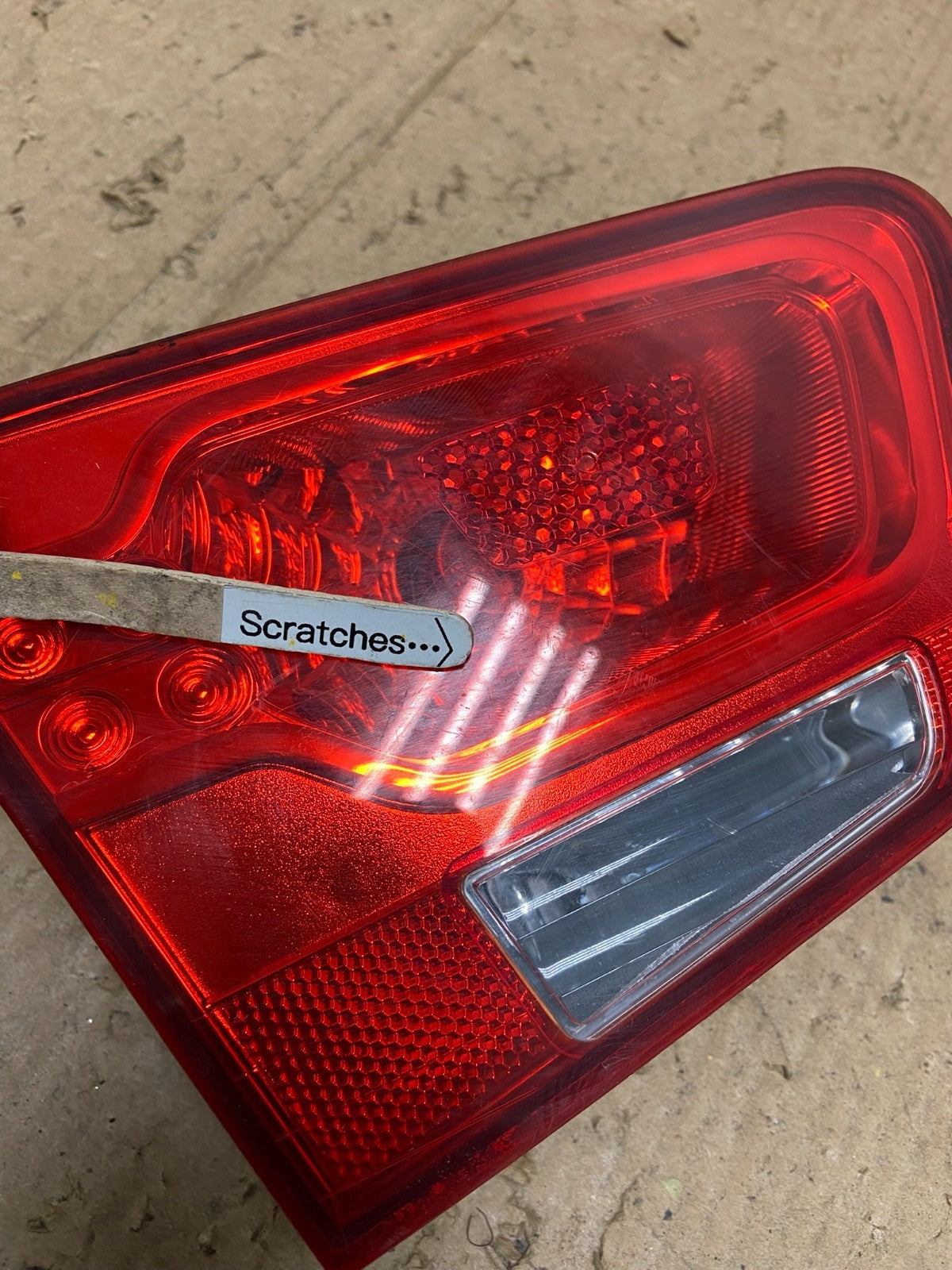 2010 to 2013 Kia Forte Left Driver LH Side Tail Light Inner Oem AA7082 DW3