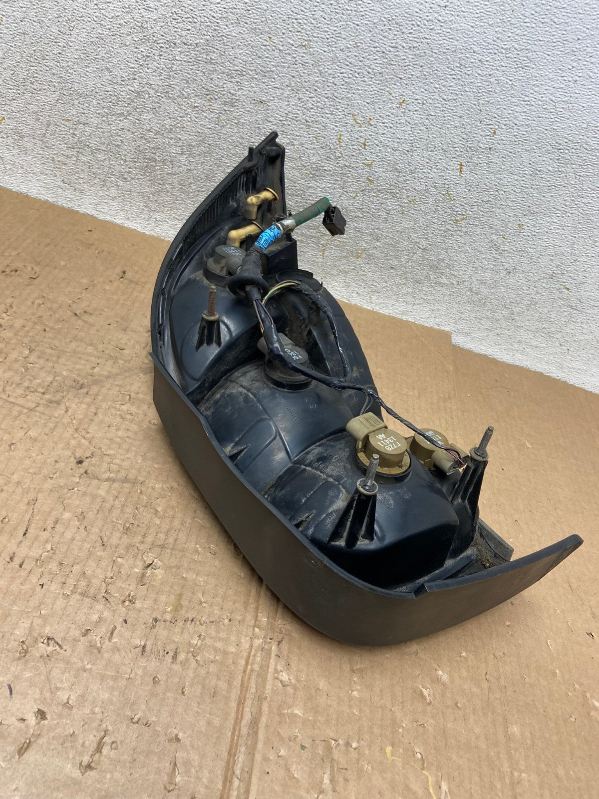 1996 1997 1998 Ford Mustang Left Driver LH Side Tail Light AI5482 LK7