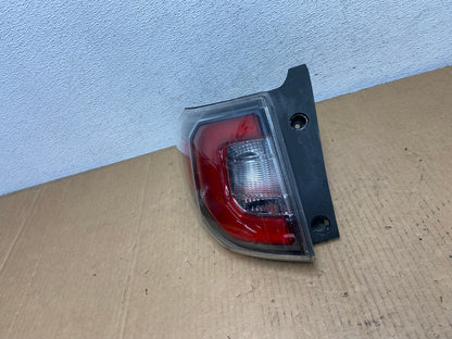 2013 to 2016 GMC Acadia Left Driver LH Side Tail Light AD0893 LK1