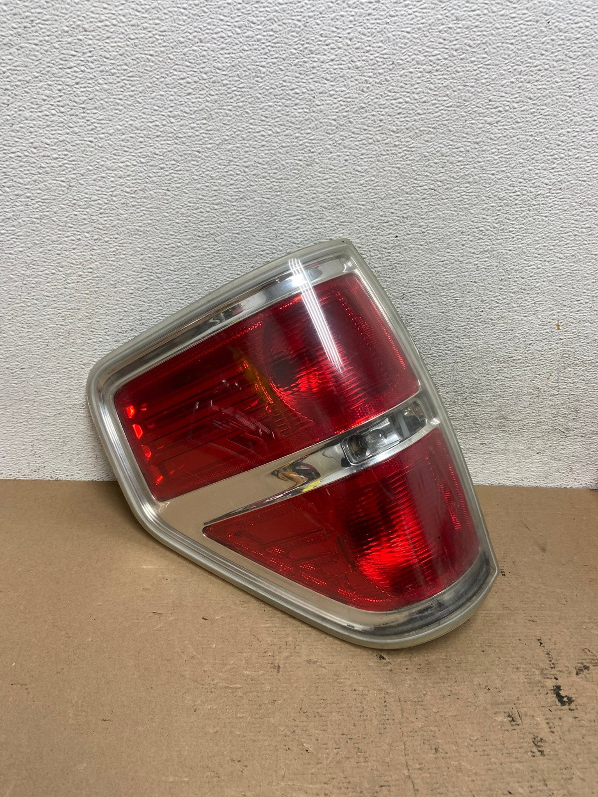 2009 to 2014 Ford F150 F-150 Left Driver LH Side Tail Light AF4689 LK2