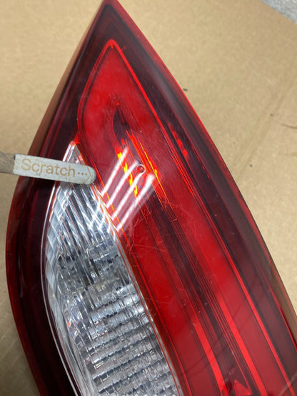2015 to 2017 Chrysler 200 Sedan Right Passenger Inner Tail Light V0945 DW4