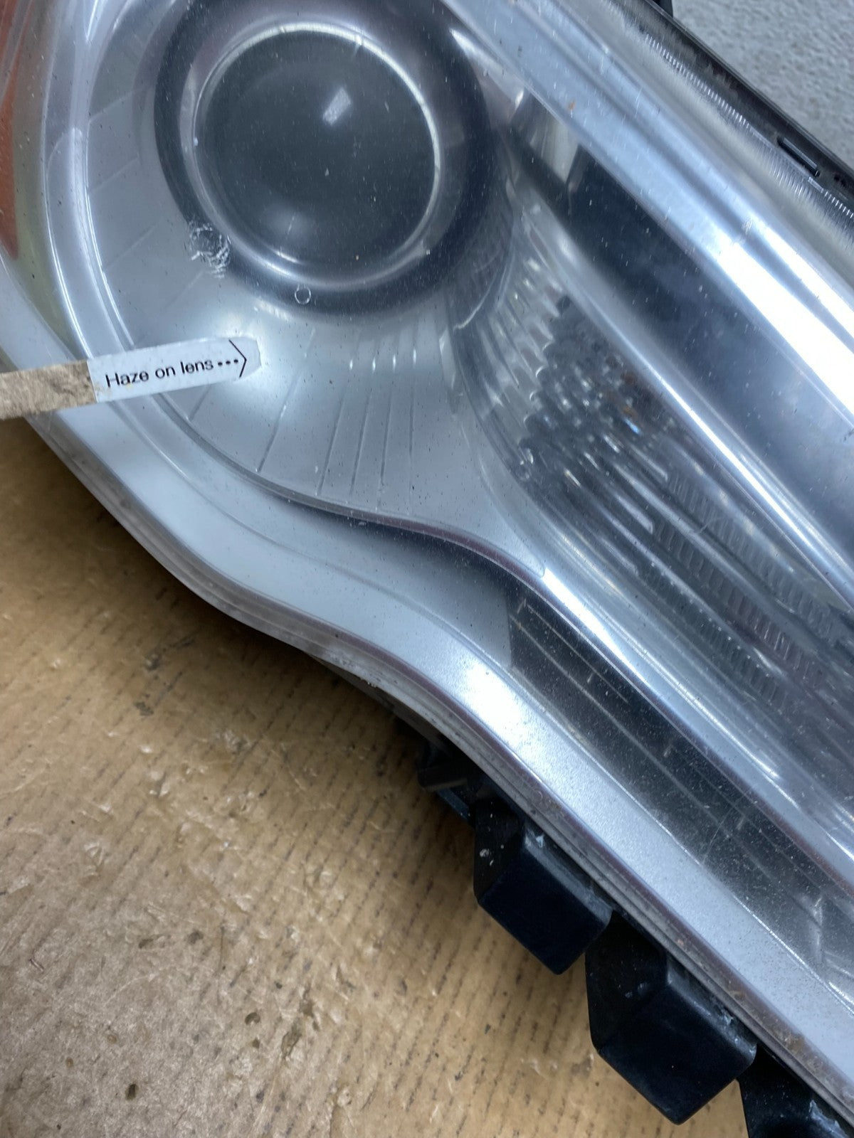2011 to 2014 Chrysler 300 Right Passenger RH Halogen Headlight AE0569 DW5