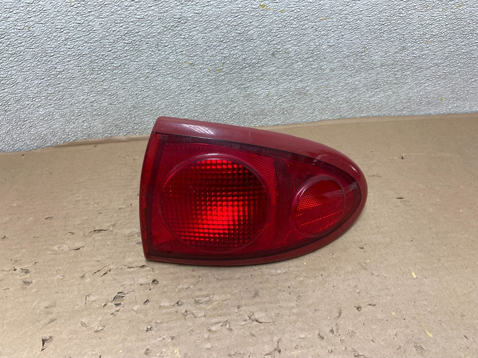 2003 2004 2005 Chevrolet Cavalier Right Passenger RH Tail Light OEM ab0287 DG0