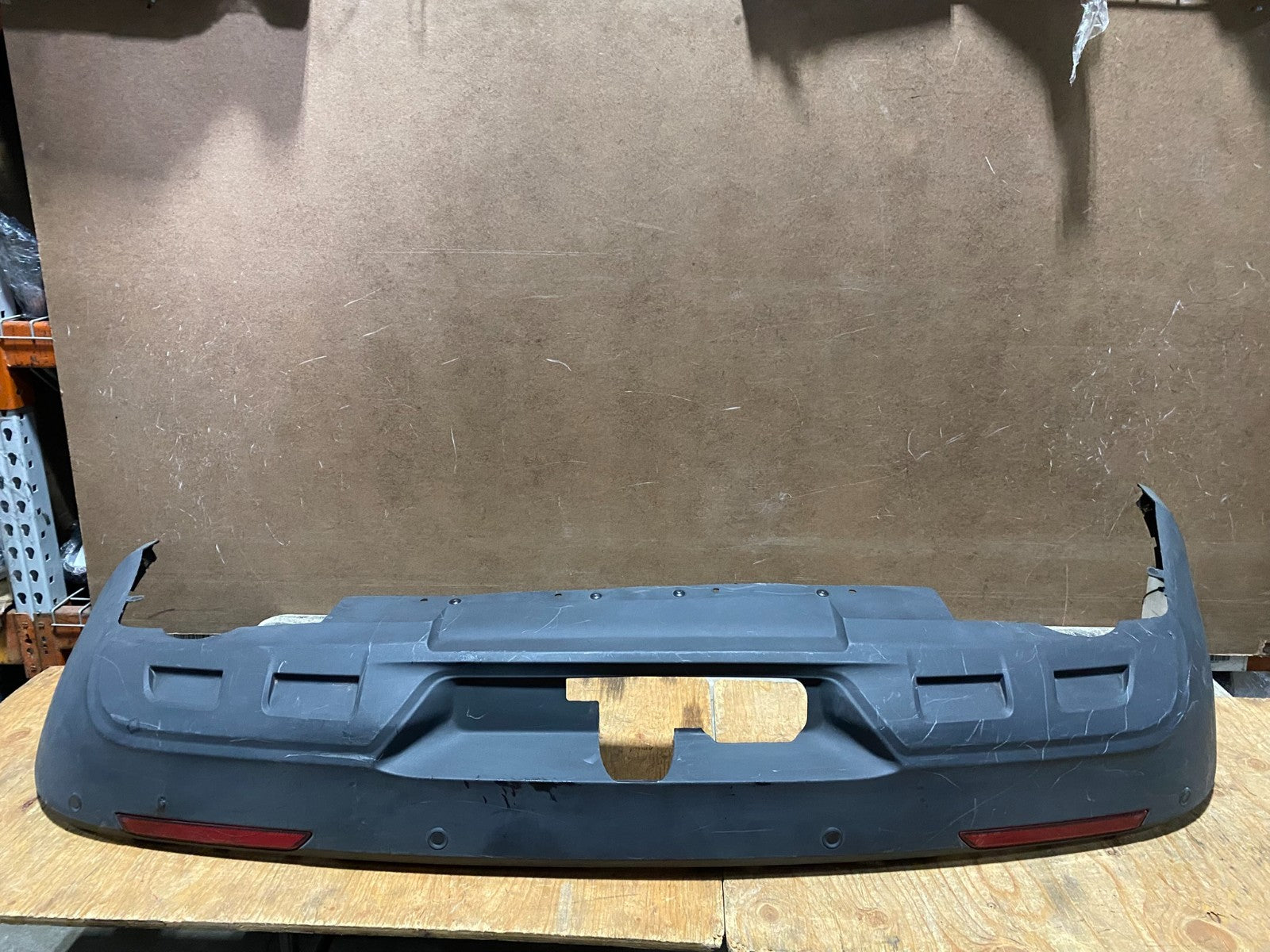 2020 to 2023 Ford Explorer Police Interceptor Rear Upper Bumper Cover X8208 PS0