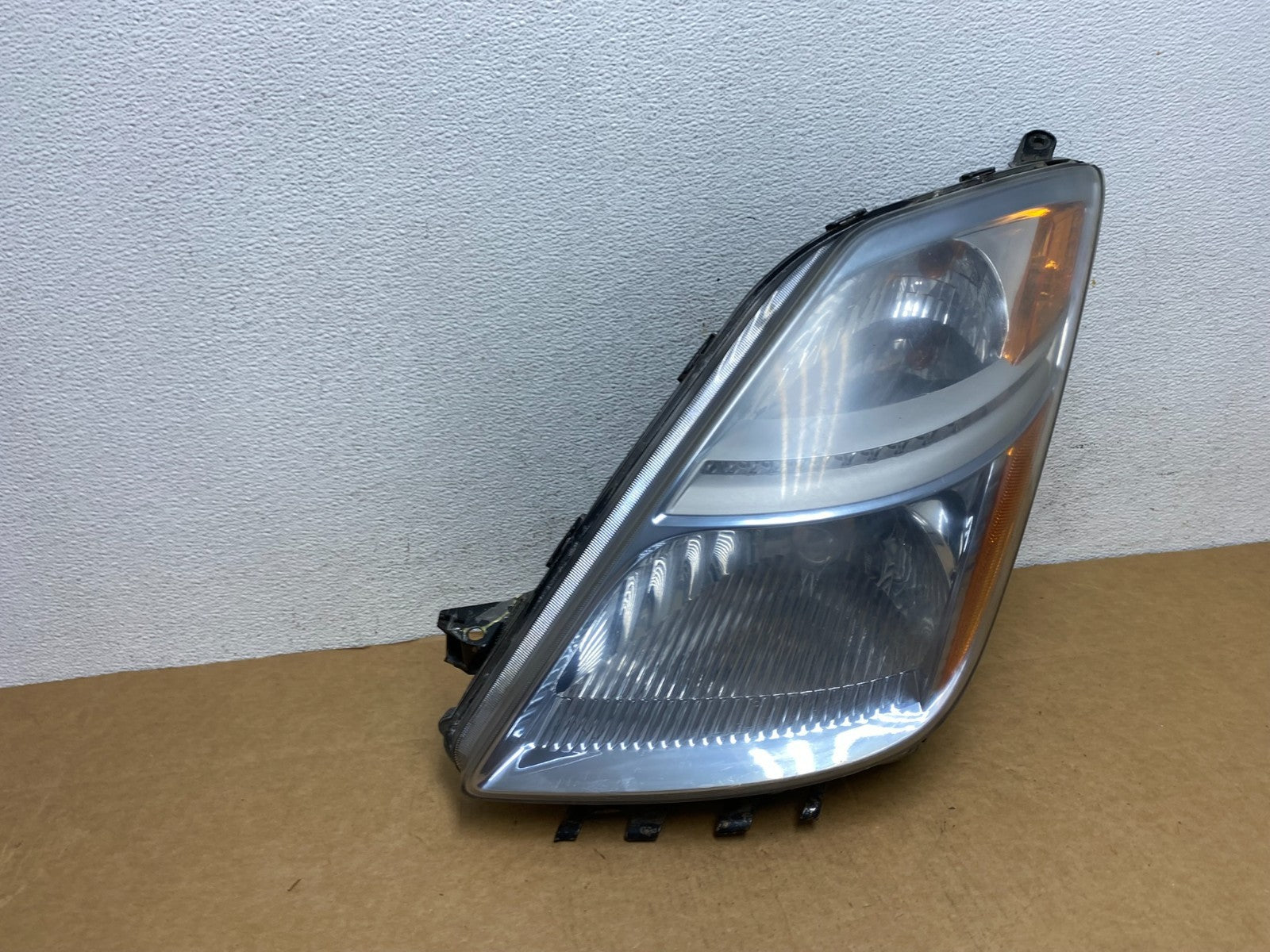 2006-2009 Toyota Prius Left Driver LH Side Blue Headlight Xenon Hid AD4464 DW2